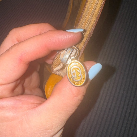 VTG 1980’s Gucci bag - Picture 8 of 13